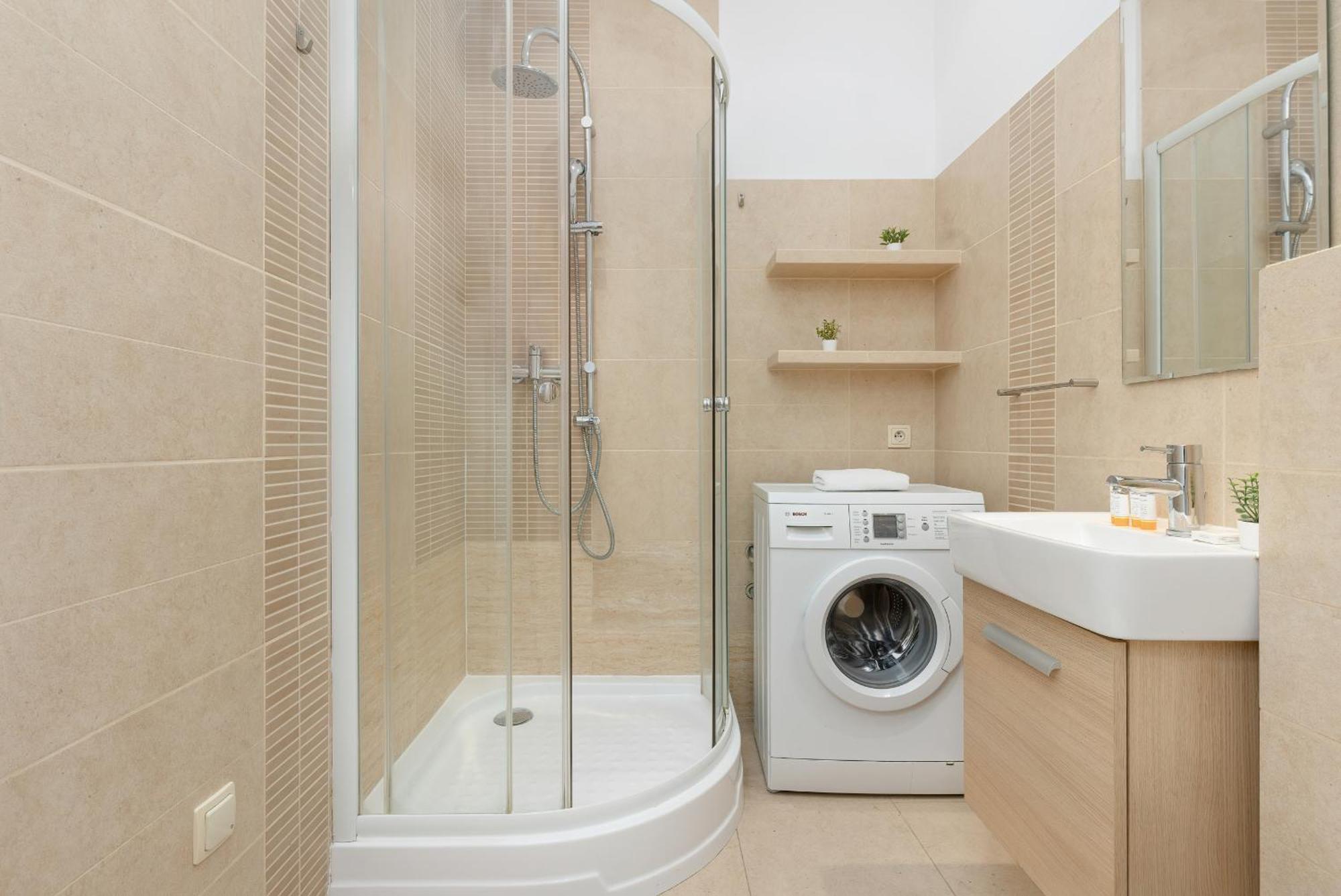 In The Center Of With Balcony And Separate Kitchen By Renters Butas Warsaw